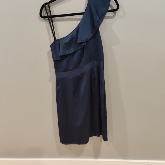 BCBGgeneration One Shoulder Satin Dress Size 8 - Picture 2 of 3